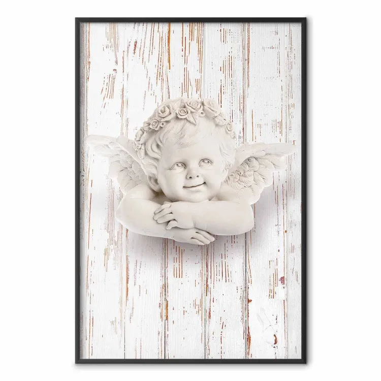 Alba felice - scultura di un angelo su sfondo bianco di legno