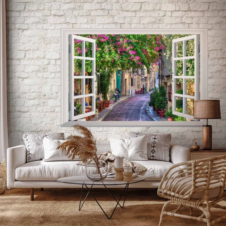 Toscana e Italia - vista di una strada toscana con fiori colorati