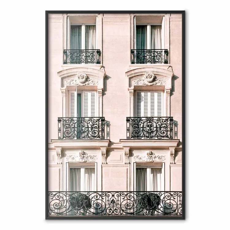 Facciata solare - architettura edificio, cornici decorate finestre